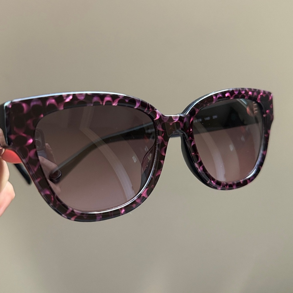 Coach Black and Pink Sunglasses - Picture 4 of 8